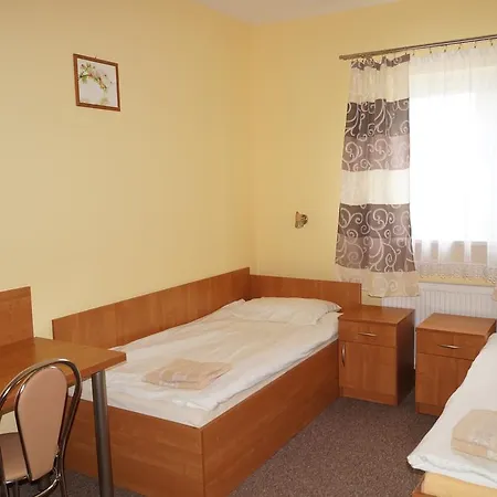Hotel-Restauracja-Bar Rudka Островець-Свентокшиський Екстер'єр фото