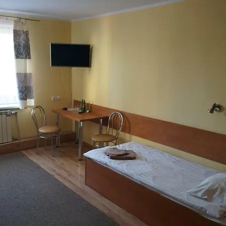 Hotel-Restauracja-Bar Rudka Островець-Свентокшиський Екстер'єр фото