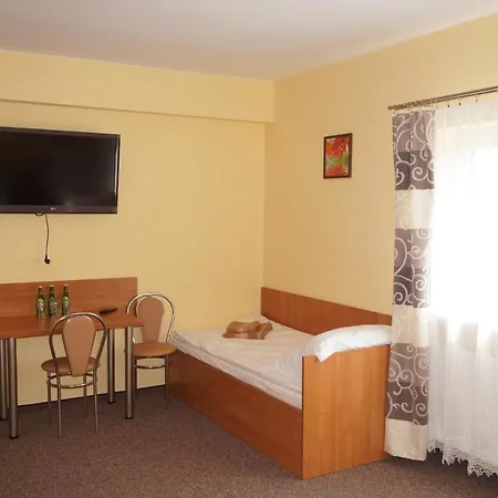Hotel-Restauracja-Bar Rudka Островець-Свентокшиський Екстер'єр фото